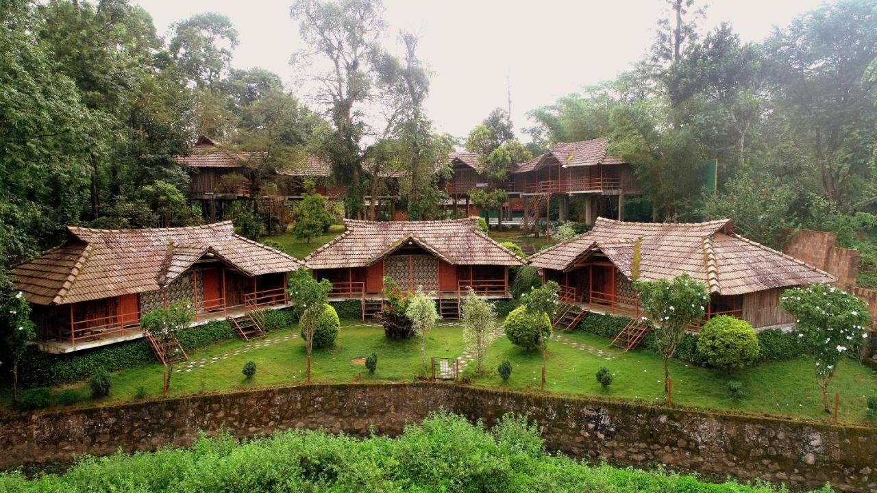Pepper Green Wayanad Resort With Swimming Pool Kattikkulam ภายนอก รูปภาพ